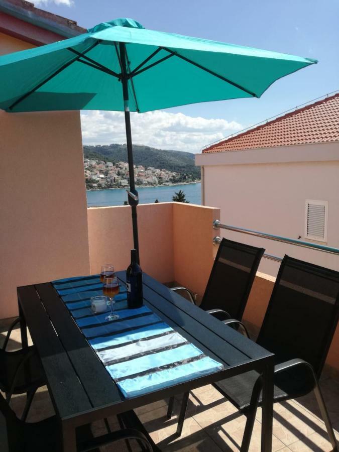 Apartman Adriatic Trogir Ngoại thất bức ảnh