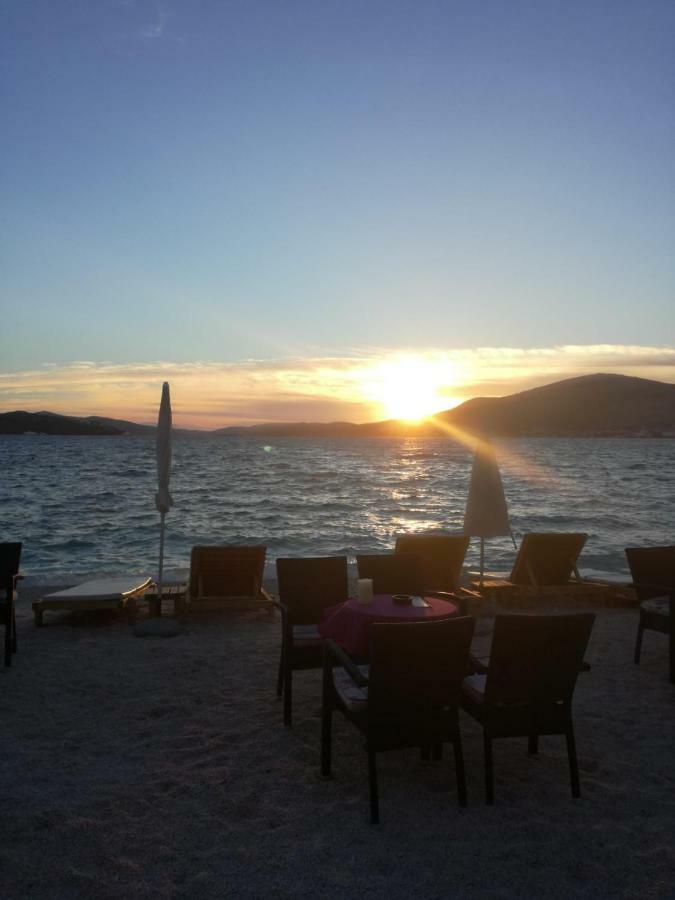 Apartman Adriatic Trogir Ngoại thất bức ảnh