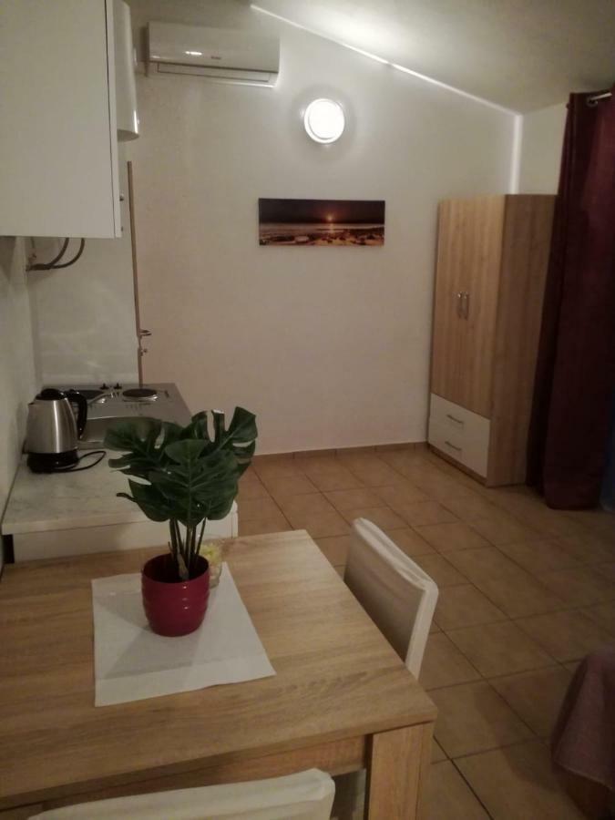 Apartman Adriatic Trogir Ngoại thất bức ảnh