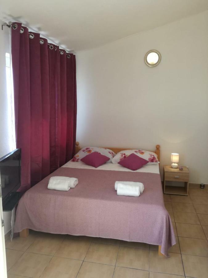 Apartman Adriatic Trogir Ngoại thất bức ảnh